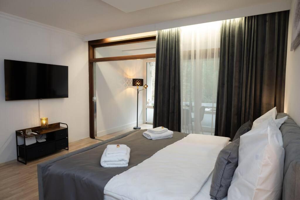Apartment Am Ossiachersee Mit Eigenem Seezugang Landskron Exterior foto